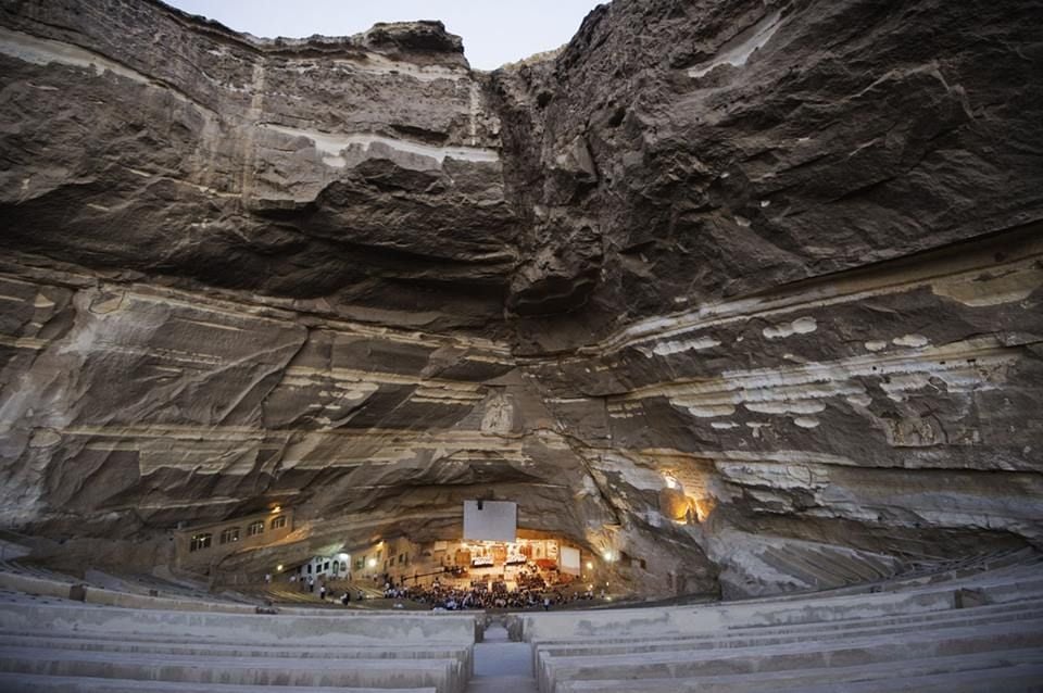 Iglesia del Santo Samaans de la aldea de Mokatham, Egipto 17 iglesias rupestres increíblemente hermosas en todo el mundo | bayas de cerebro