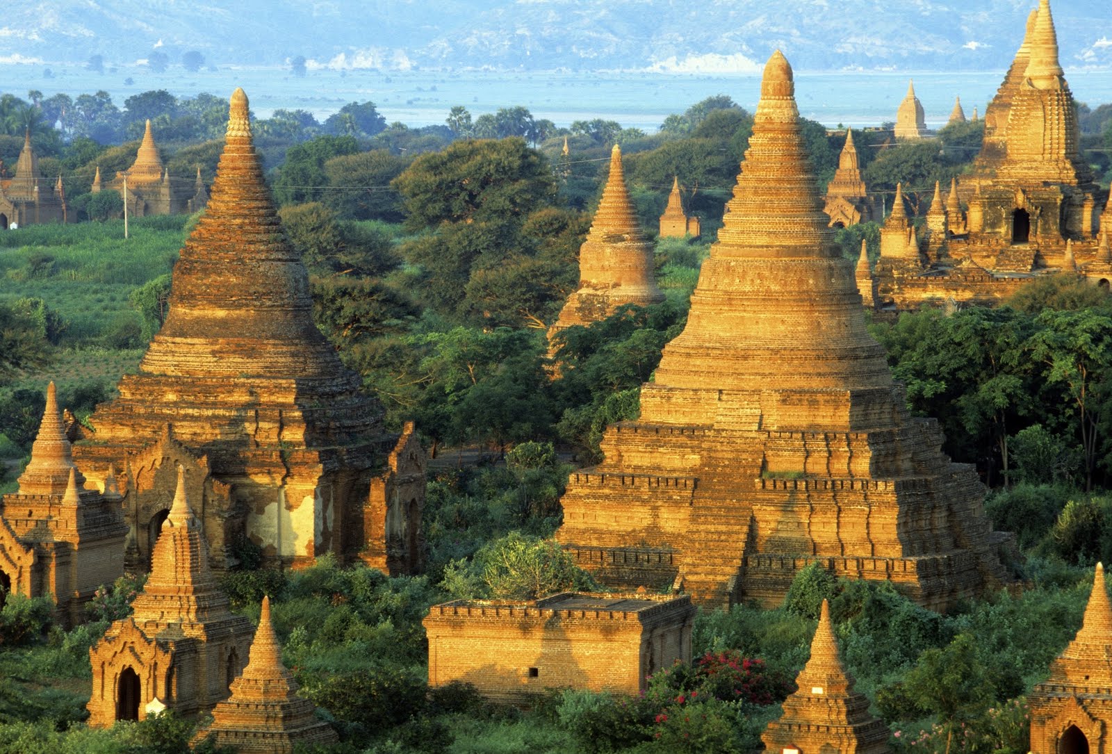 7) Baghan, Birmania